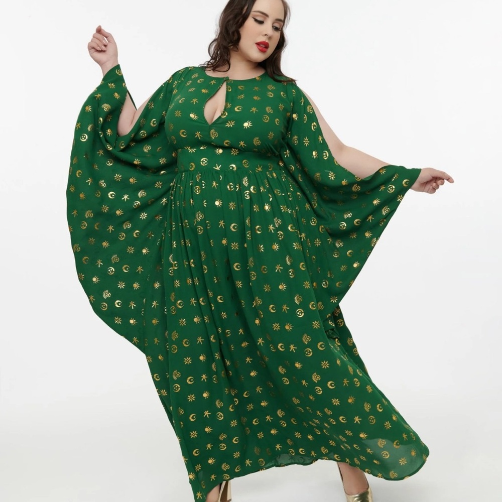Disney Hocus Pocus Collection by Unique Vintage Green/Gold Print Caftan NWT 2X